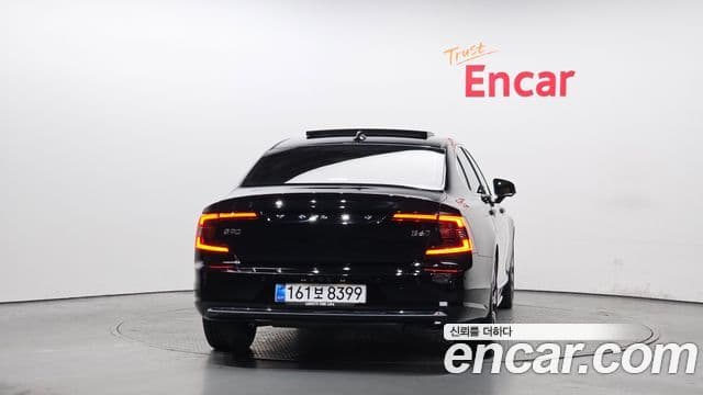 Volvo S90 B6 AWD Ultimate Bright, 2024 4