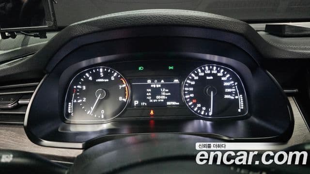 Kia K7 Premier Prestige, 2020 8