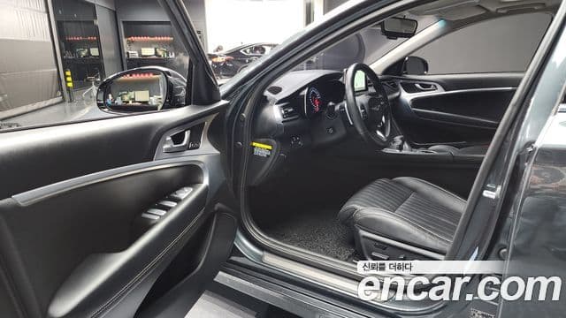 Genesis G70 Elite, 2019 10