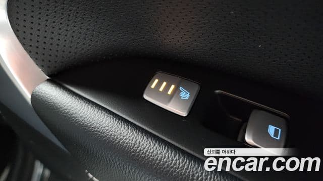 Genesis G70 Elite, 2019 19