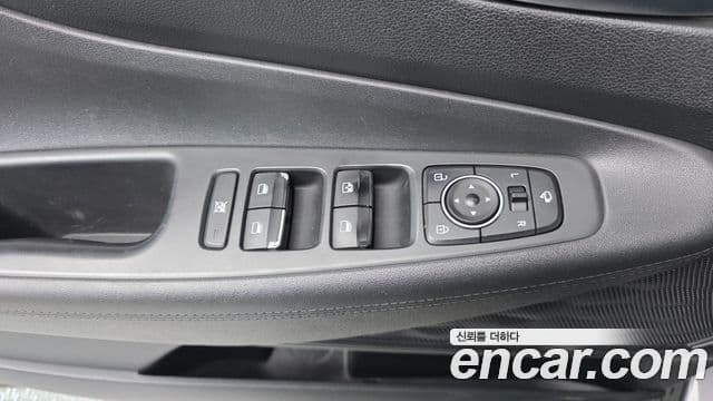 Hyundai Santa Fe TM Exclusive, 2019 13