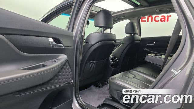 Hyundai Santa Fe TM Exclusive, 2019 17