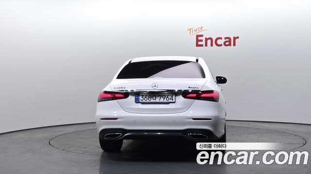 Mercedes-Benz E-класс W213 AMG Line, 2021 4