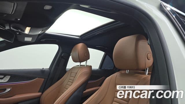 Mercedes-Benz E-класс W213 AMG Line, 2021 19