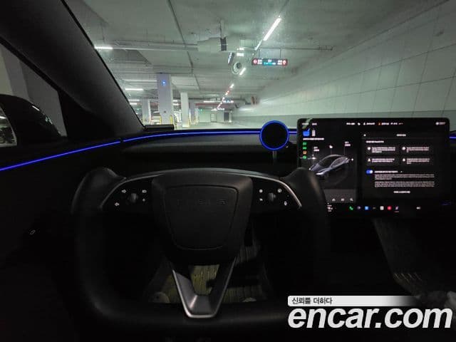 Tesla модель 3, 2025 13