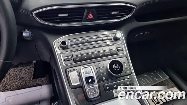 Hyundai The / новый New Santa Fe Exclusive, 2023 15