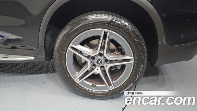 Mercedes-Benz GLC-класс X253 GLC300e 4MATIC, 2022 все фото