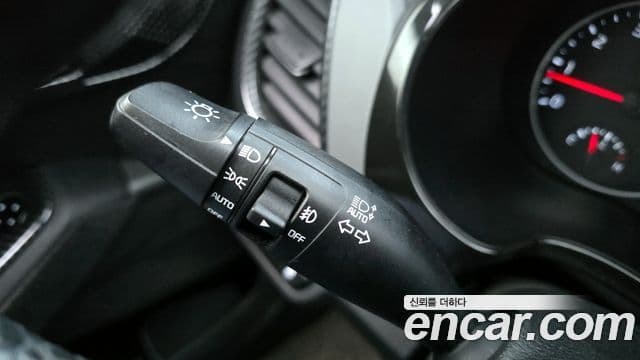 Kia Seltos Trendy, 2020 18