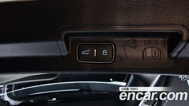 Ford Explorer 6세대 2.3 Limited 4WD, 2020 20