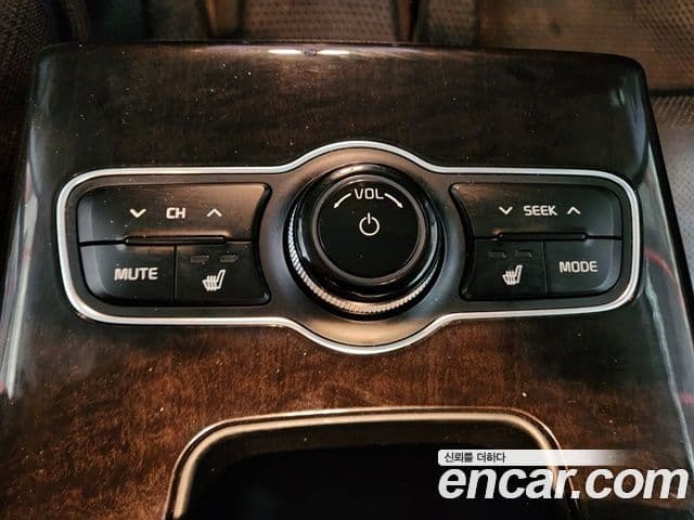 Kia The / новый New K7 Prestige, 2013 16