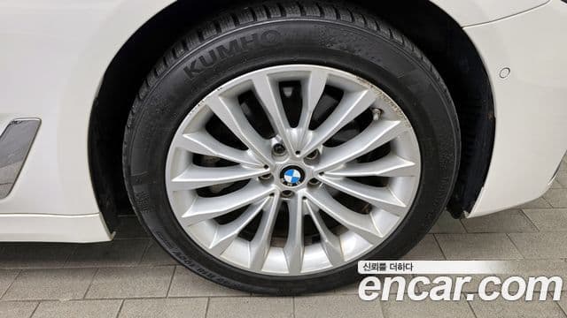 BMW 5시리즈 (G30) Luxury, 2022 все фото