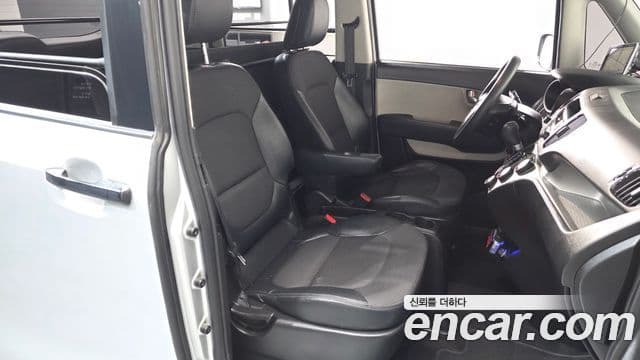 Kia Ray фургон / люксовая версия, 2013 10