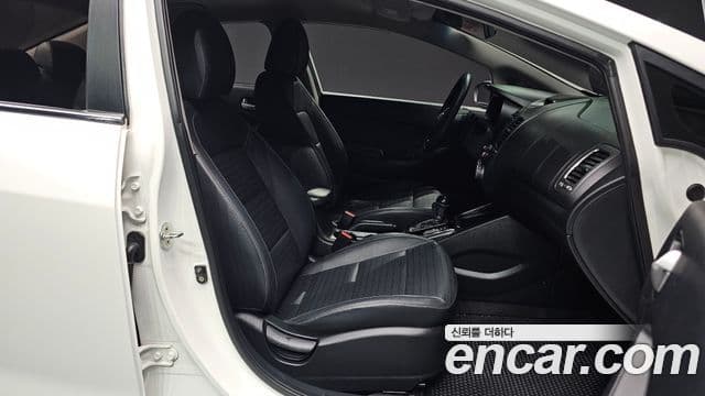 Kia The / новый New K3 Style, 2018 10