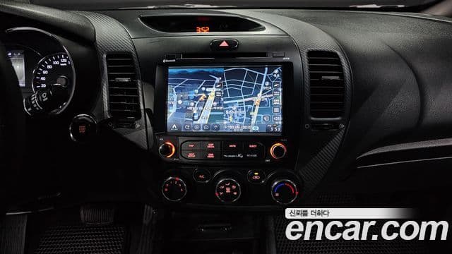 Kia The / новый New K3 Style, 2018 14