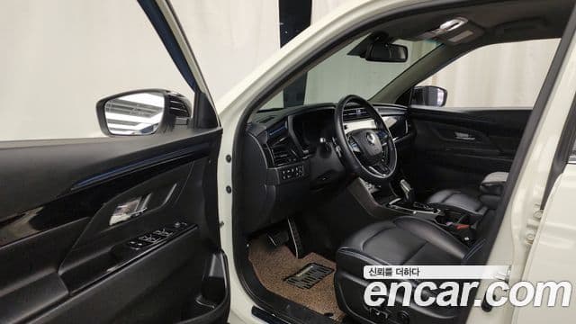 KG모빌리티(SsangYong) Korando EV (이모션) E5, 2022 10