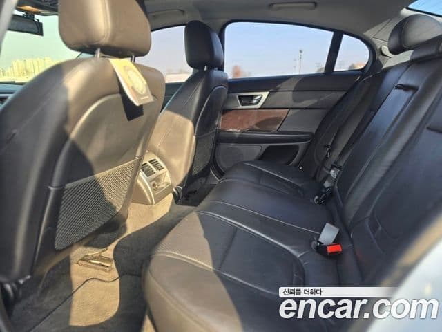 Jaguar New XF X250, 2015 11