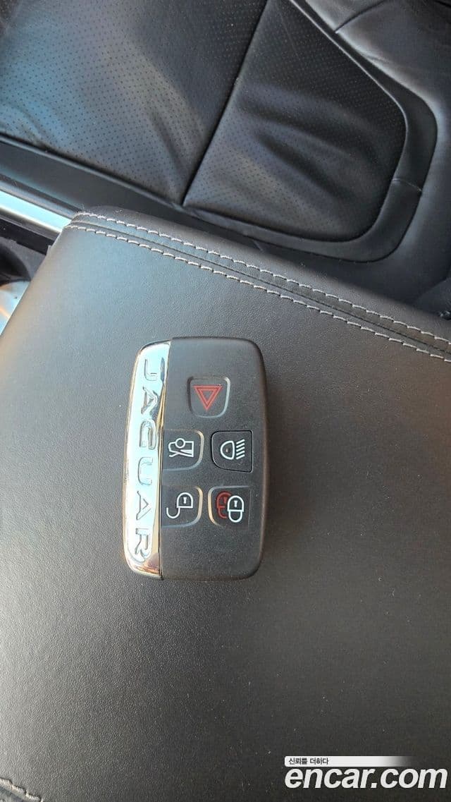 Jaguar New XF X250, 2015 19