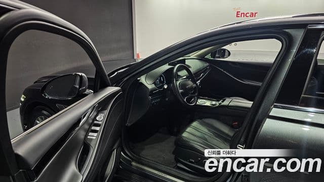 Genesis G80 (RG3) бензин 2.5 турбо 2WD, 2021 11