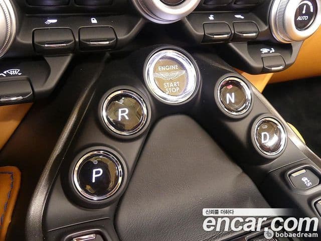 Aston Martin 밴티지 2세대 4.0 V8 Roadster, 2022 6