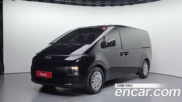 Hyundai Staria Modern, 2022 1