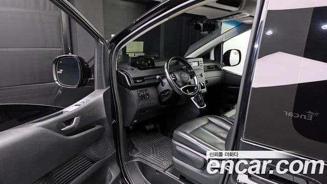 Hyundai Staria Modern, 2022 10