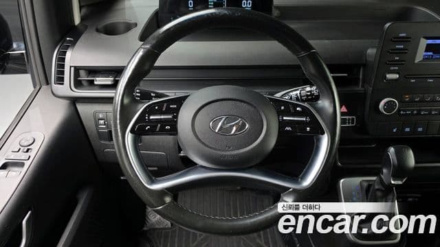 Hyundai Staria Modern, 2022 15