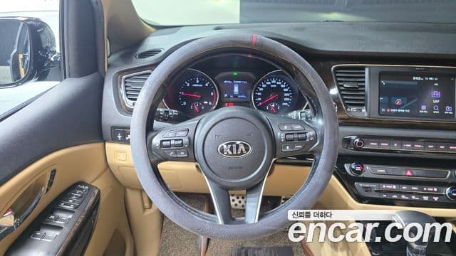 Kia The / новый New Carnival President, 2019 13