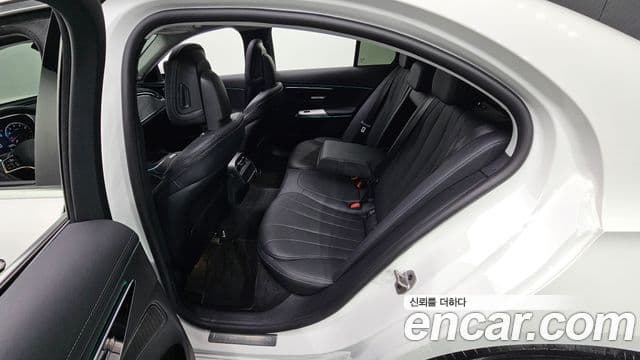 Mercedes-Benz E-класс W214 Avantgarde, 2024 11