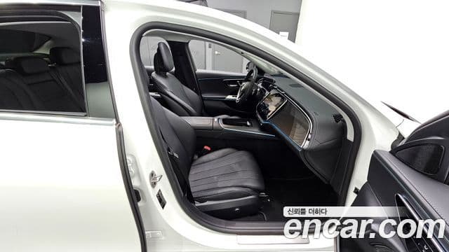 Mercedes-Benz E-класс W214 Avantgarde, 2024 12