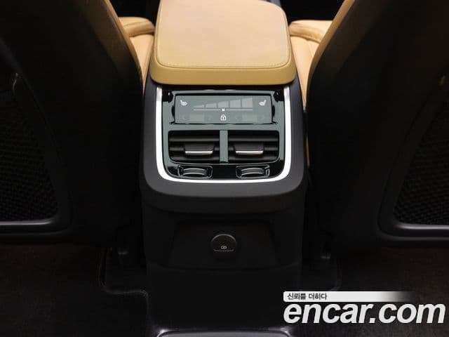 Volvo XC90 2세대 T8 Ultimate Bright гибрид, 2024 16