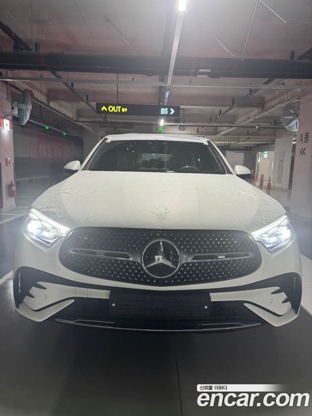 Mercedes-Benz GLC-класс X254 GLC300 4MATIC купе, 2026 1