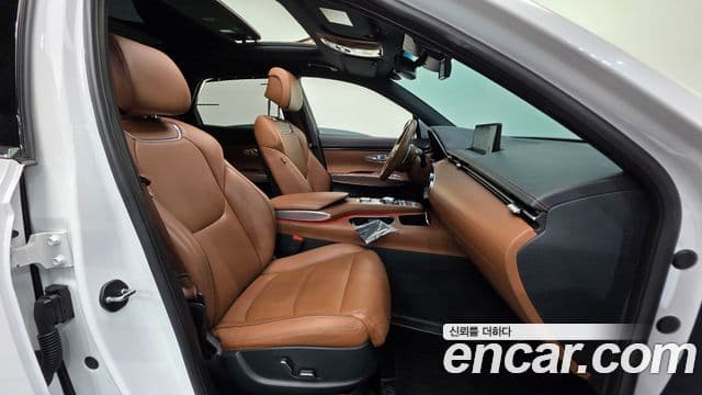 Genesis GV70, 2024 10