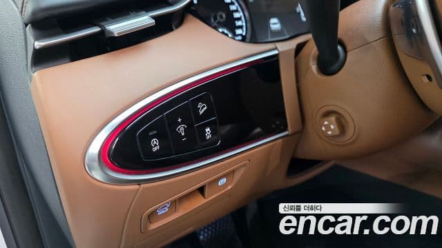 Genesis GV70, 2024 13