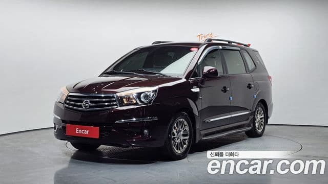KG모빌리티(SsangYong) Korando 투리스모 2WD LT 9인승, 2014 1