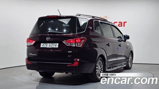 KG모빌리티(SsangYong) Korando 투리스모 2WD LT 9인승, 2014 2