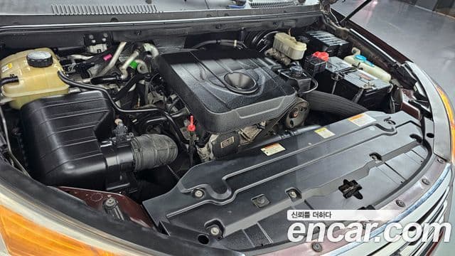 KG모빌리티(SsangYong) Korando 투리스모 2WD LT 9인승, 2014 6