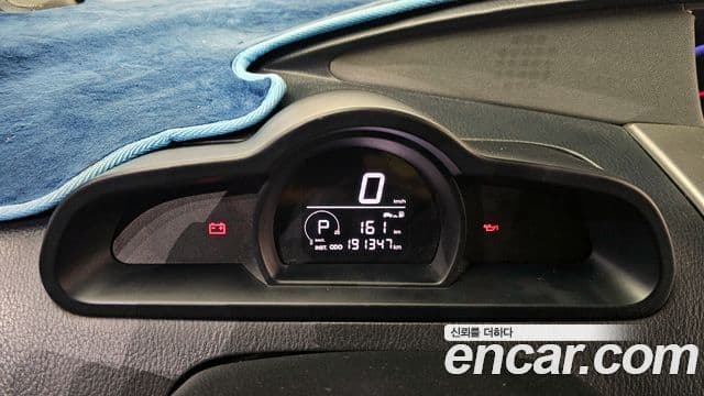 KG모빌리티(SsangYong) Korando 투리스모 2WD LT 9인승, 2014 8