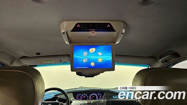 KG모빌리티(SsangYong) Korando 투리스모 2WD LT 9인승, 2014 19