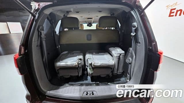 KG모빌리티(SsangYong) Korando 투리스모 2WD LT 9인승, 2014 20