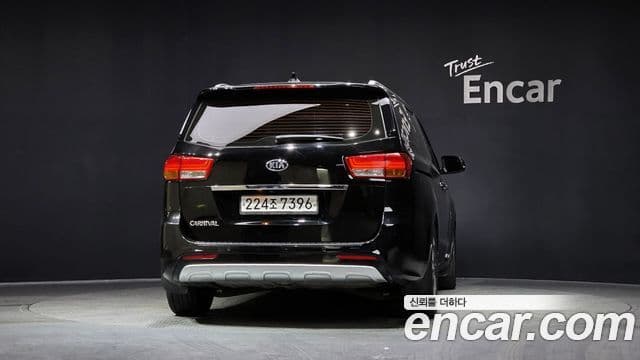 Kia All New Carnival Special, 2018 4