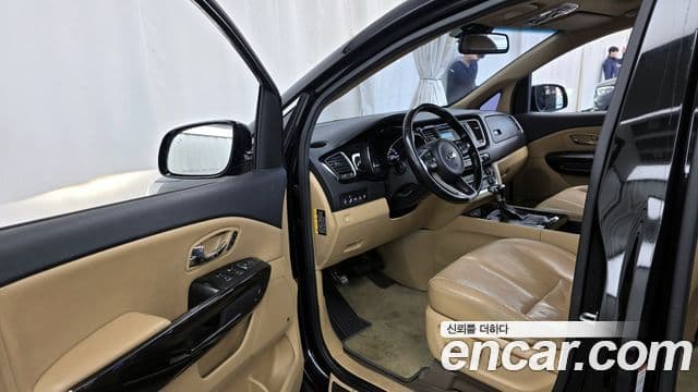 Kia All New Carnival Special, 2018 10