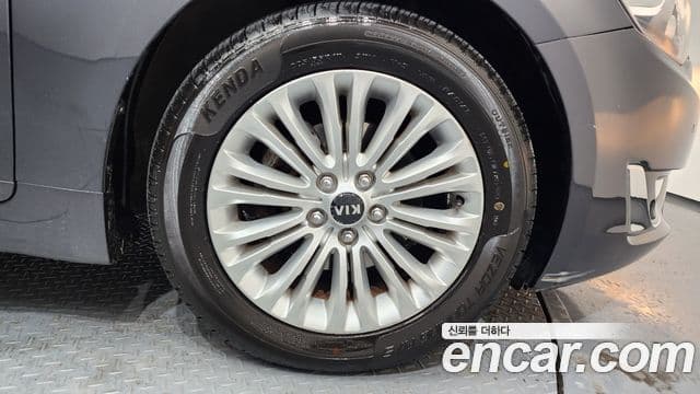 Kia The / новый New K7 Luxury, 2014 все фото