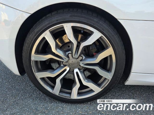 Audi R8 5.2 V10 Spyder, 2015 все фото