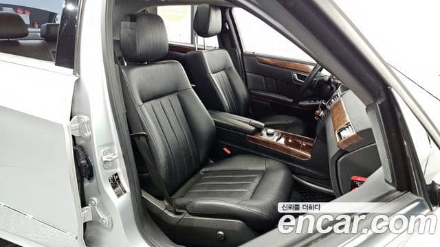 Mercedes-Benz E-класс W212 E300 Elegance, 2012 10