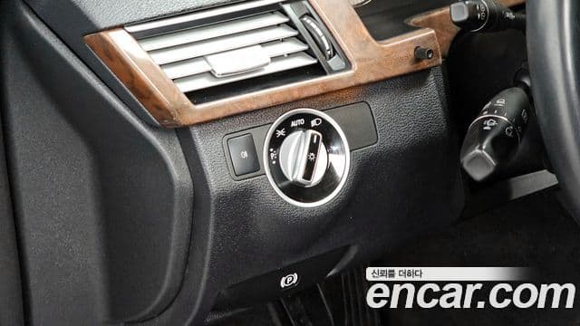 Mercedes-Benz E-класс W212 E300 Elegance, 2012 14