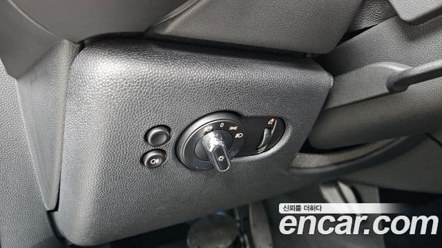 Mini Cooper 3세대, 2022 15