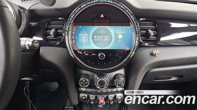 Mini Cooper 3세대, 2022 16
