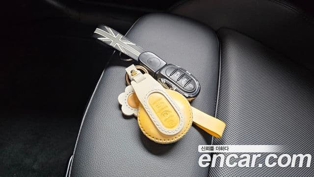 Mini Cooper 3세대, 2022 19