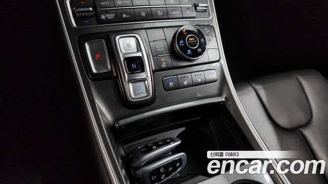 Hyundai The / новый New Santa Fe Exclusive, 2023 13