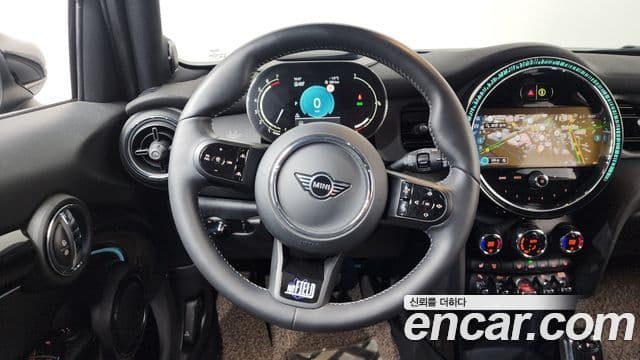 Mini Cooper S 3세대, 2024 13